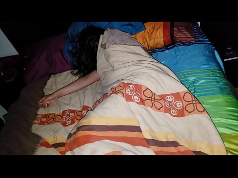 ❤️ UStepson ethethisa usingamama wakhe osemncane lapho elele. ❤️❌ ku-porn zu.xsexshop.ru ❌️❤